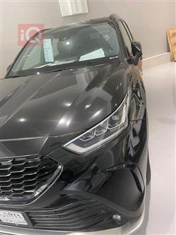 Toyota Crown Kluger